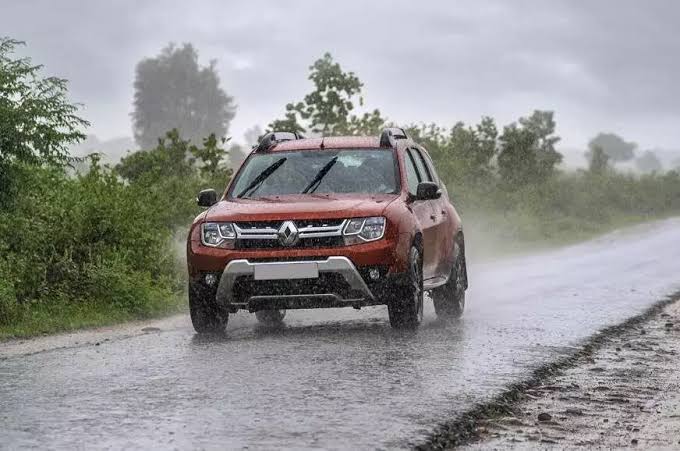 Monsoon में ड्राइविंग से पहले करें ये 5 कार चेक्स, जरा सी लापरवाही पड़ सकती है भारी newg india