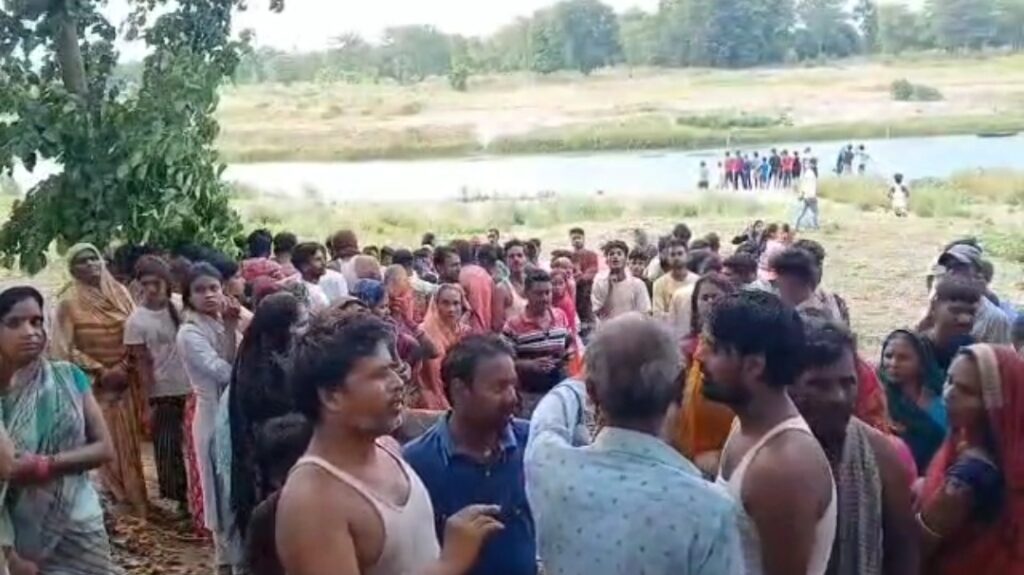 बूढ़ी गंडक में डूबने से चार बच्चों की मौत, दो जुड़वा newg india